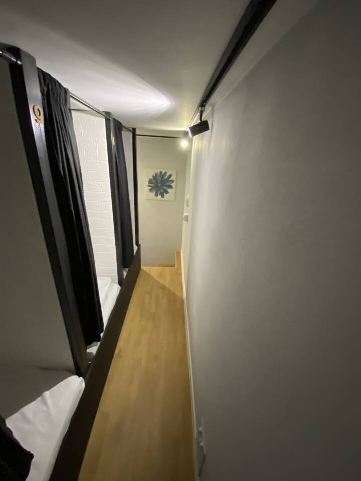 НОМЕР НА 3 ЧЕЛОВЕКА